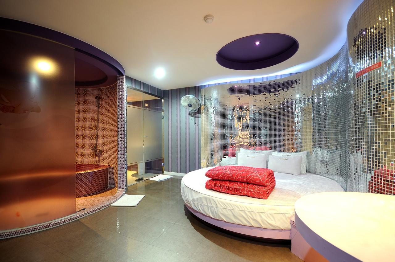 Wow Motel Busan Exterior photo
