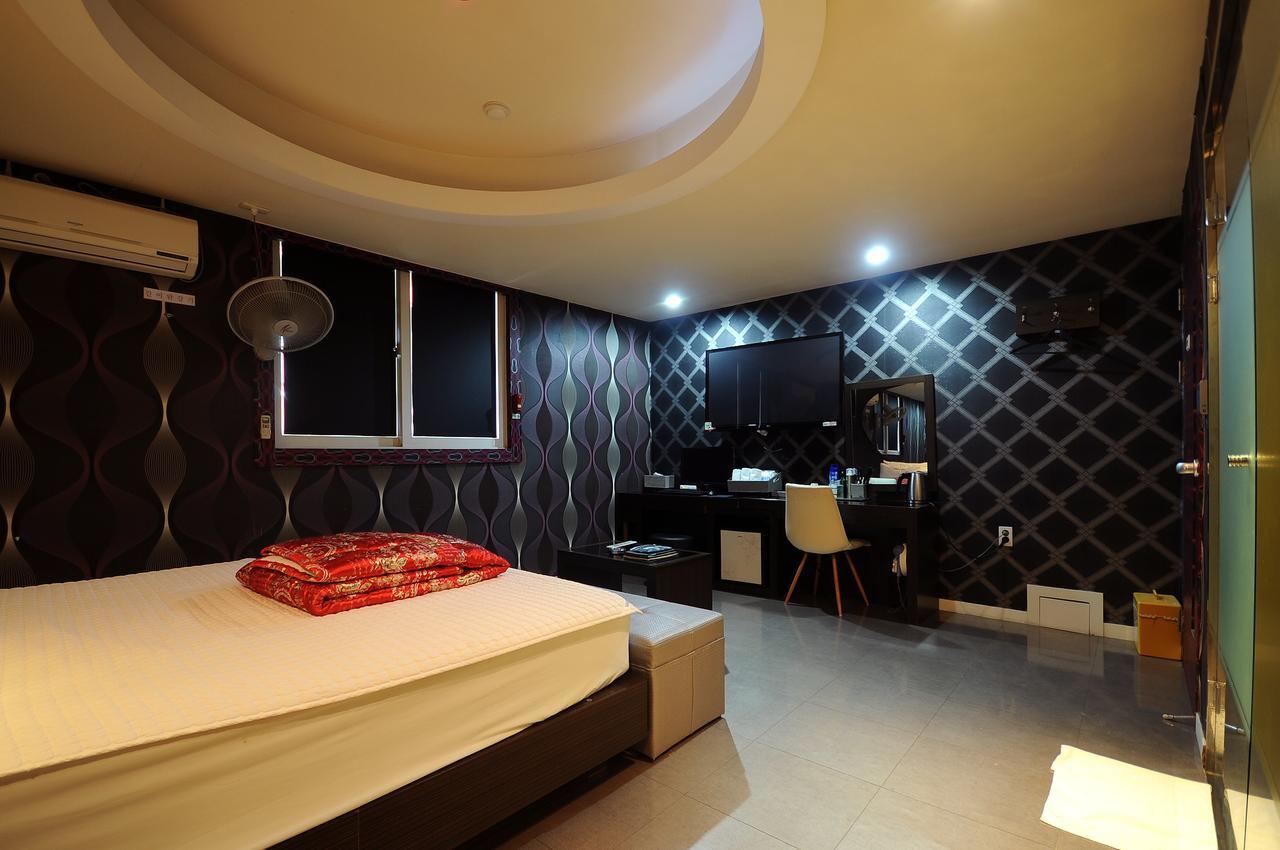 Wow Motel Busan Exterior photo